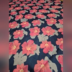 Silky Essence Tropical Hibiscus Floral Fabric 71"X59" NWOT